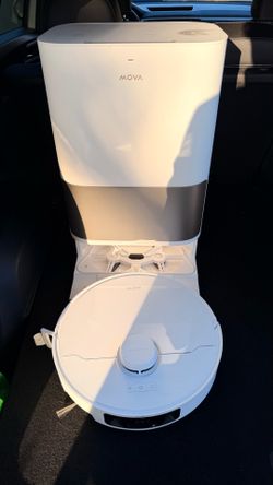 MOVA ROBOT VACCUMM AND MOP