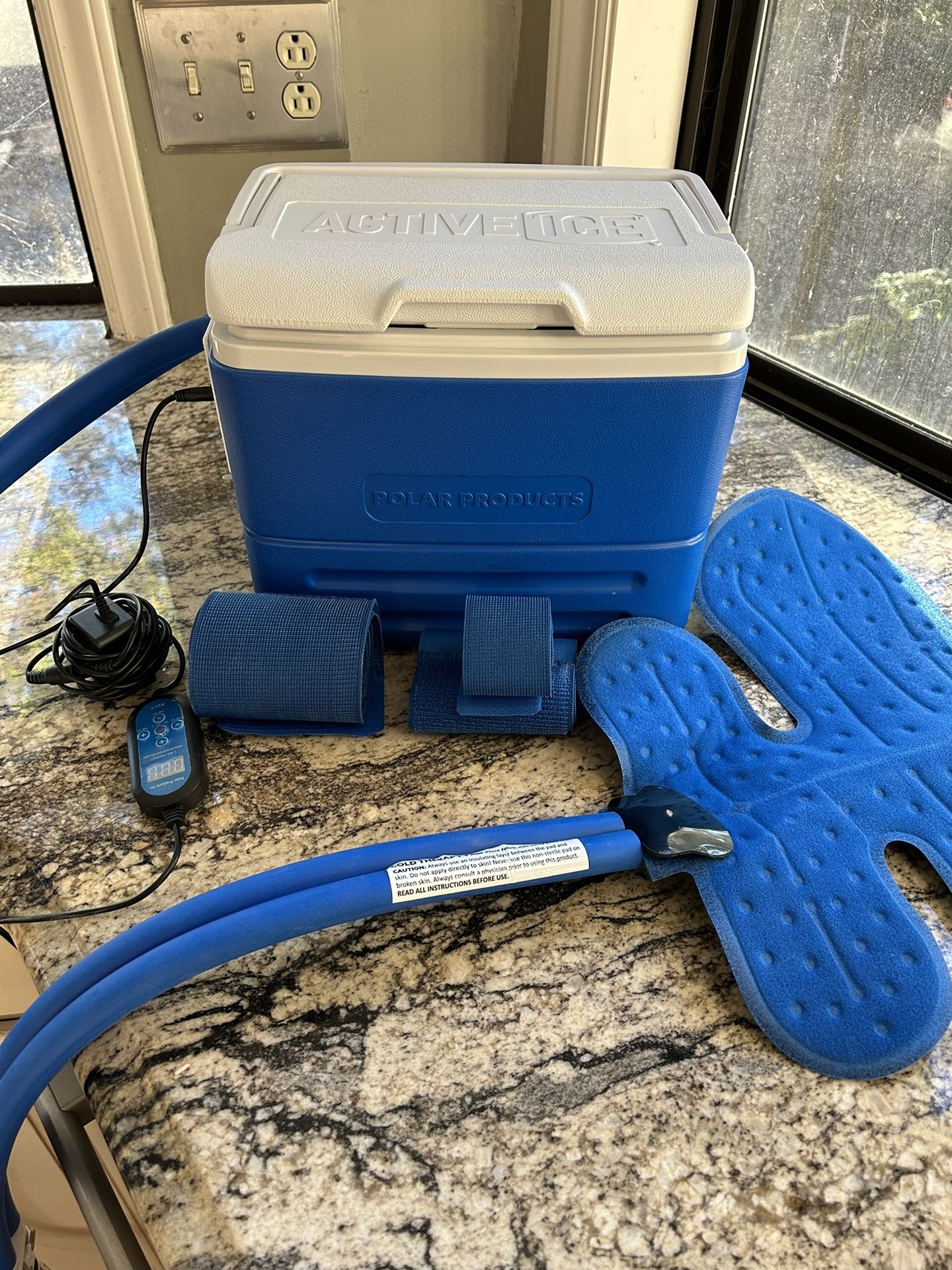 Polar Active Therapy Ice Cooler