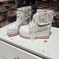 Kawaii Shoes, Size 4