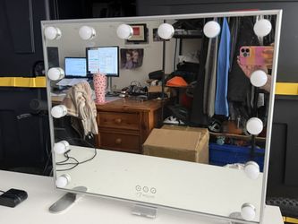 Vanity Hollywood Large Mirror With Lights