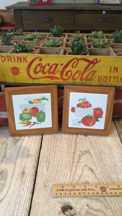 Set Of 2 Vintage Trivets