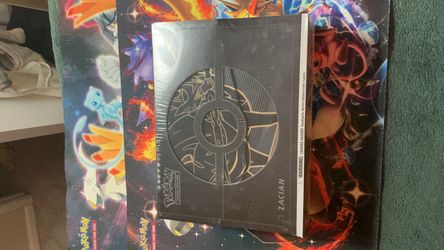 Zacian & Zamazenta ETBs Pokémon