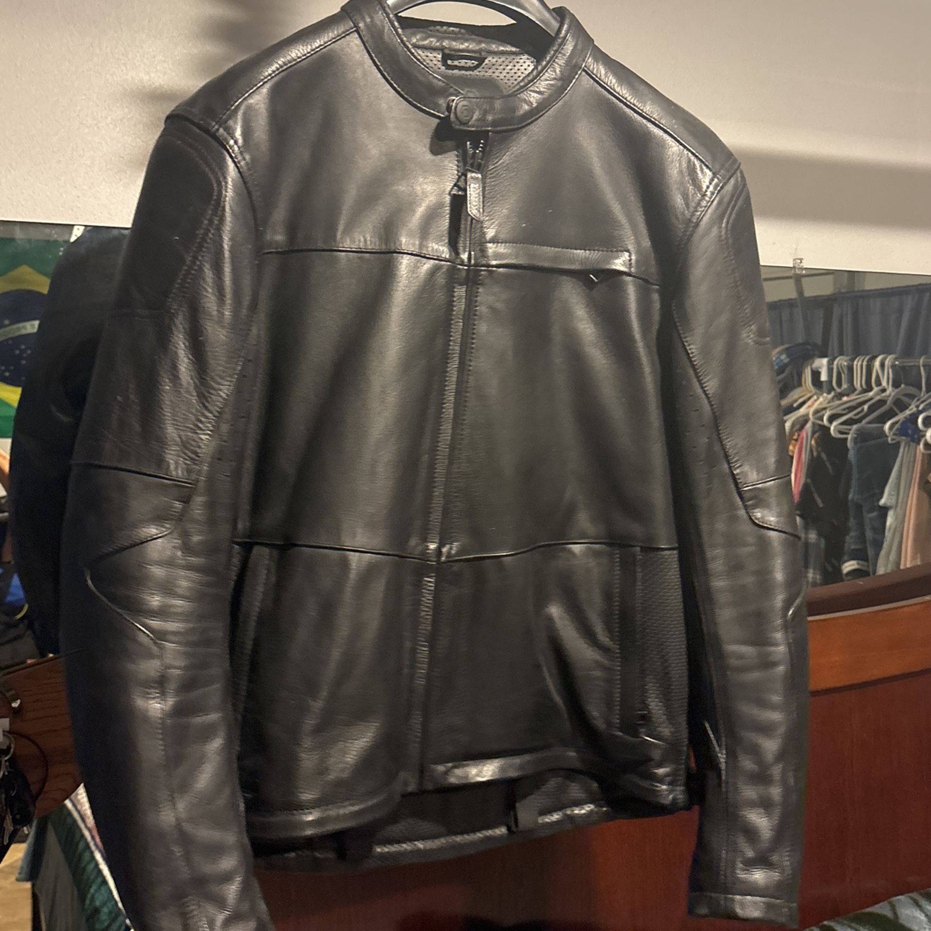 Reax Jacket
