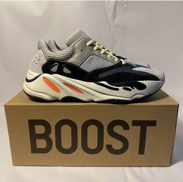 Yeezy 700 shoes for Sale in Miami, FL - OfferUp
