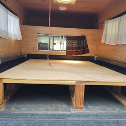 Camper Bed With Drawers 