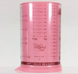 PAMPERED CHEF MEASURING CUP