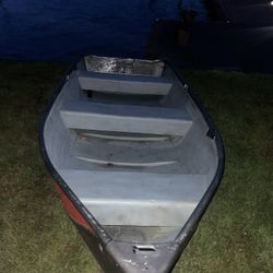 12ft Aluminum Boat With 2 Motors 