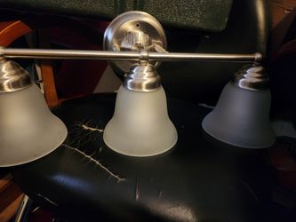 Brand New 3 Light Bathroom Fixture