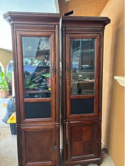 Display cabinets