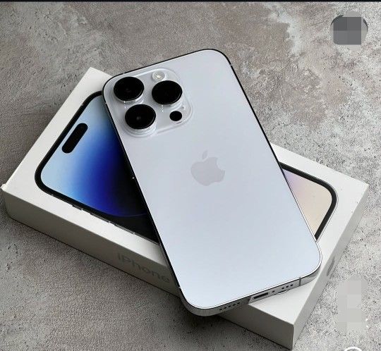 IPhone 14 Pro Unlocked with Warranty 😊