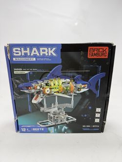 Brick Hamburg Mechanical Shark Building Set 687 Pieces