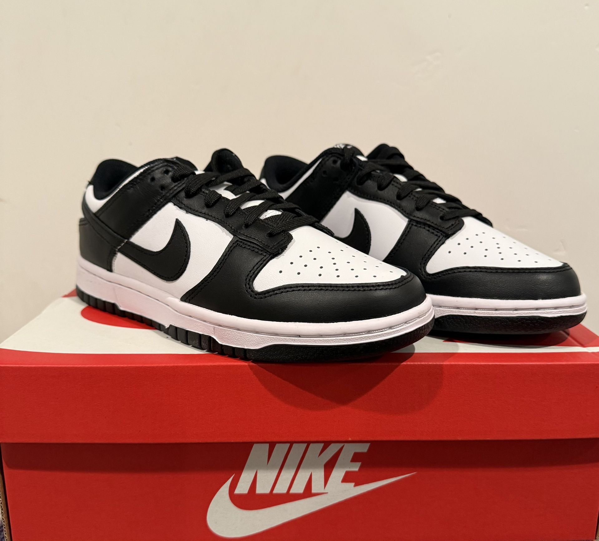 W Nike Low Dunk Pandas