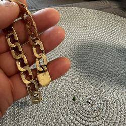 14 K Bracelet