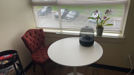 White Tulip Dining Table