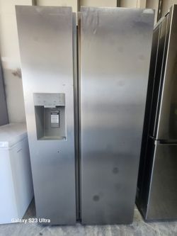 REFRIGERATOR SXS HISENSE NEW OPEN BOX