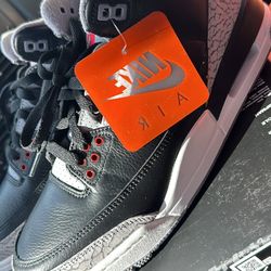AIR JORDAN RETRO 3 (size: 9Men )