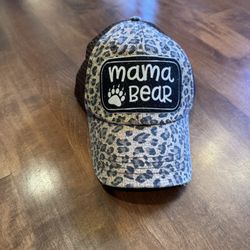 Woman’s Mama Bear Baseball Hat Like New Shipping Available