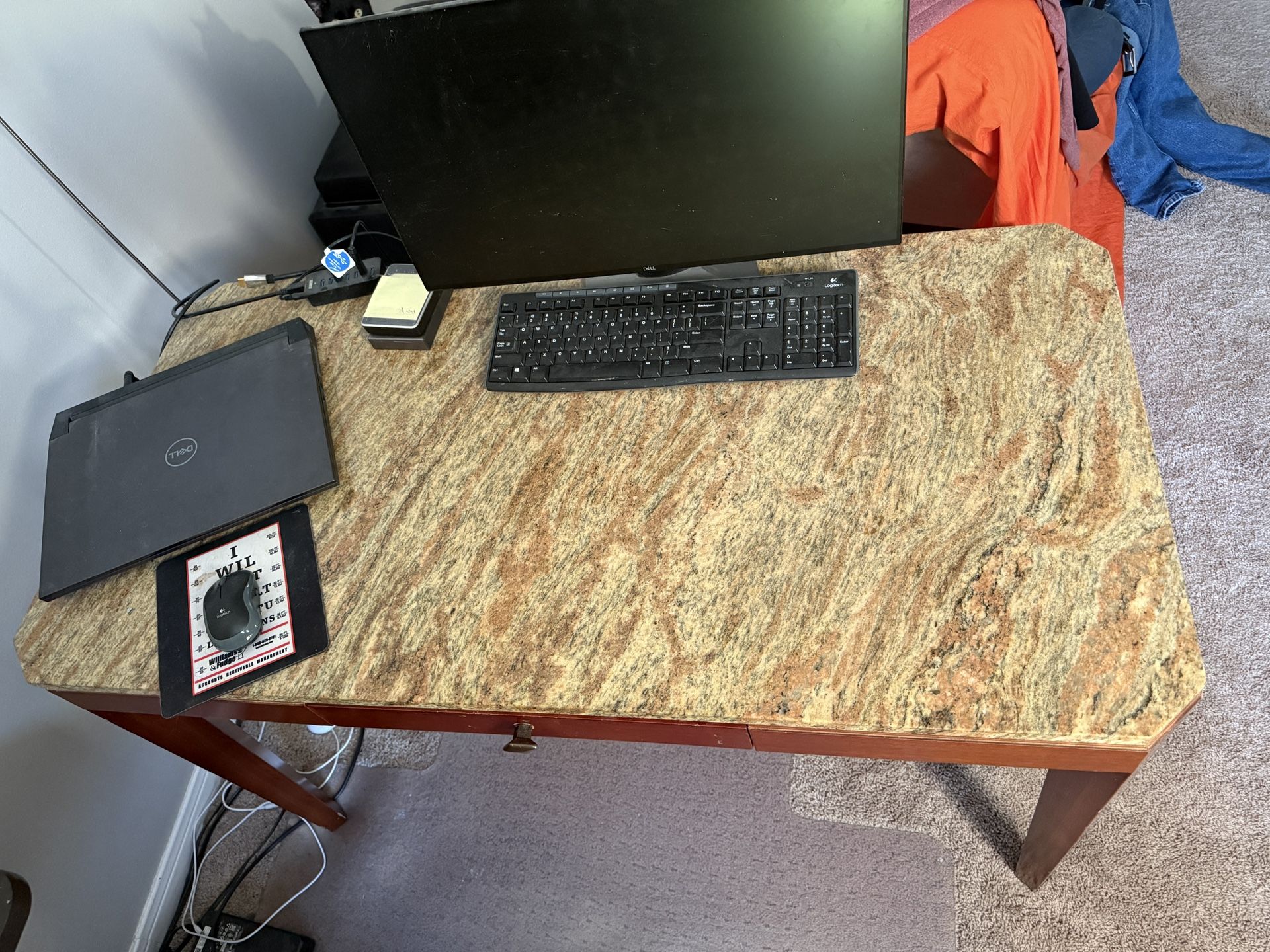 Hotel Desk And Chair