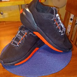 Adidas Men's Running Shoes Size 10