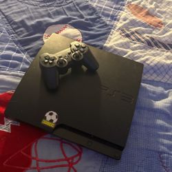 PS3 It Has Games Installed Black ops 3 Red Dead And GTA 5 Other Games (no Cables)