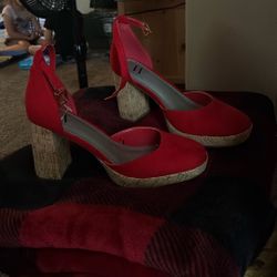 Worthington Red Velvet Brand New Heel