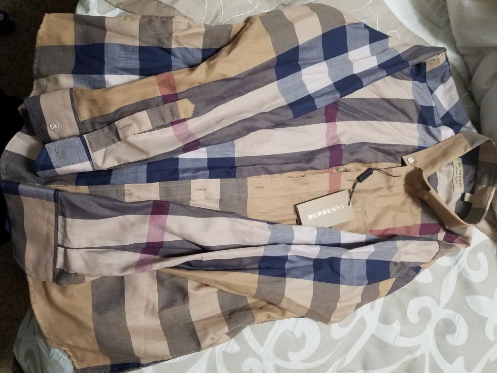 Real L burberry L polo