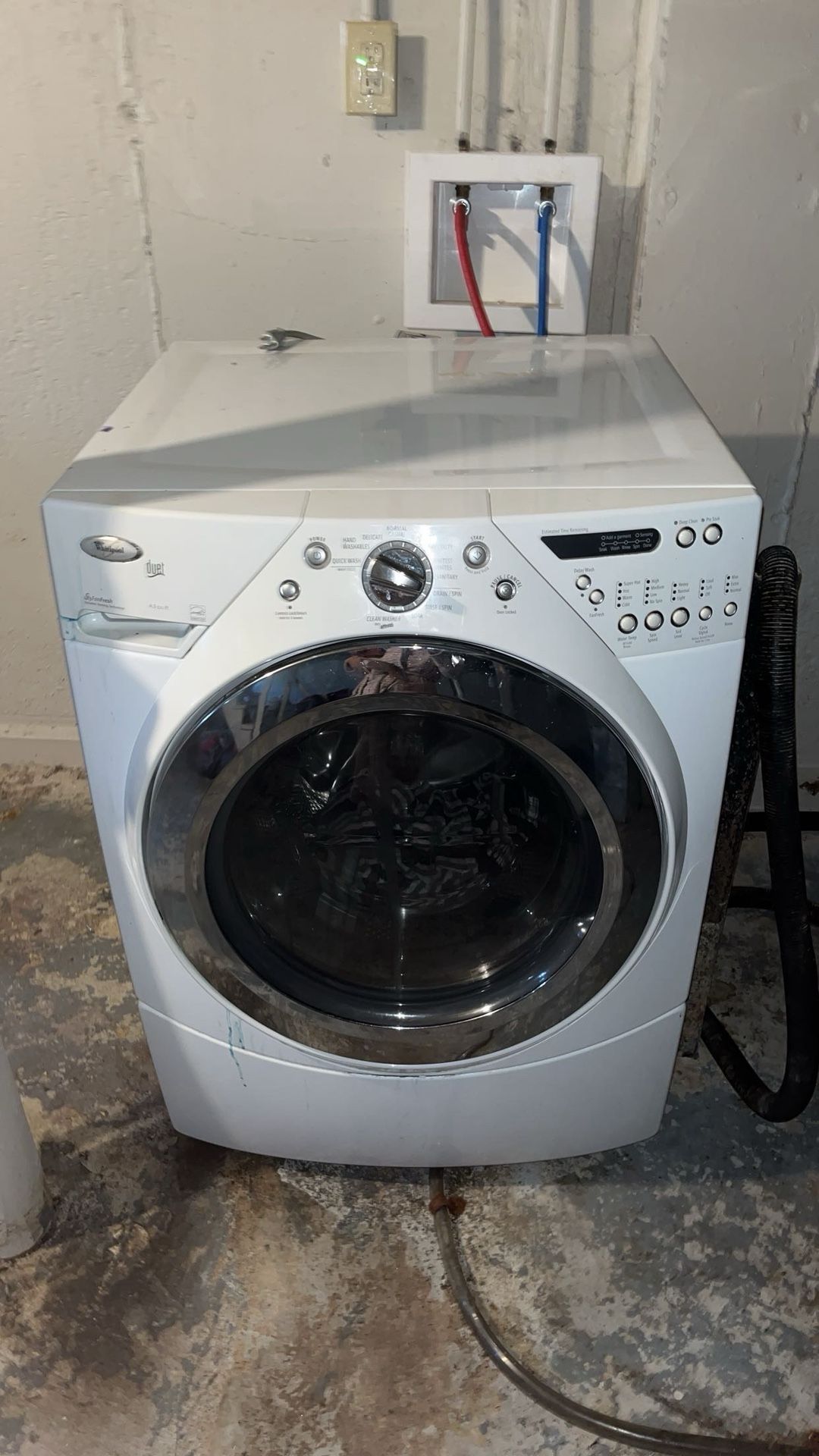Whirlpool Duet Washer & Dryer Set