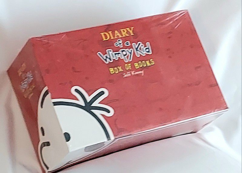Diary Of A Wimpy Kid - 23 Book Collection - Spring Cleaning Price!