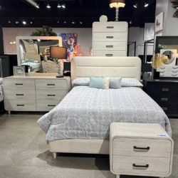 Bedroom furniture//modern sets//same day delivery//zero money down