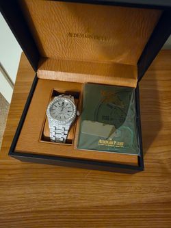 Ap bustdown watch Vvs diamonds