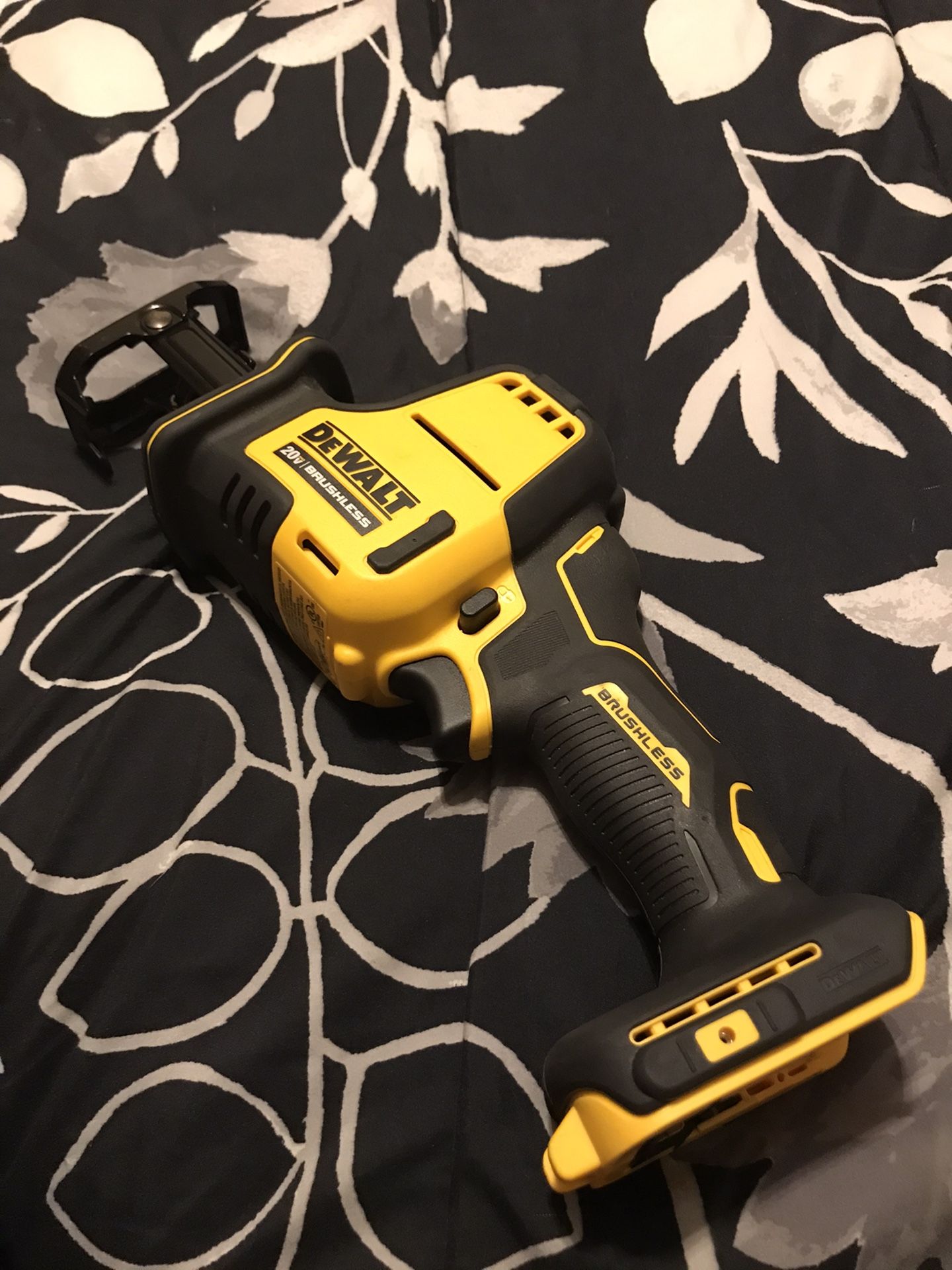 Dewalt Compact Reciprocating Saw