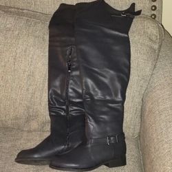Thigh high Sz 8 Boots NEW