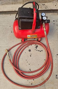 Compressor w/Hose Mini 3 Gallon lightweight!