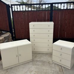 Modern 3 Piece Bedroom Set Dresser + Nightstand + Cabinet