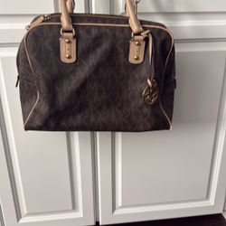Micheal Kors Handbag