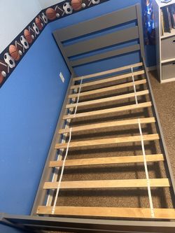 2 Twin Bed Frames (Gray)