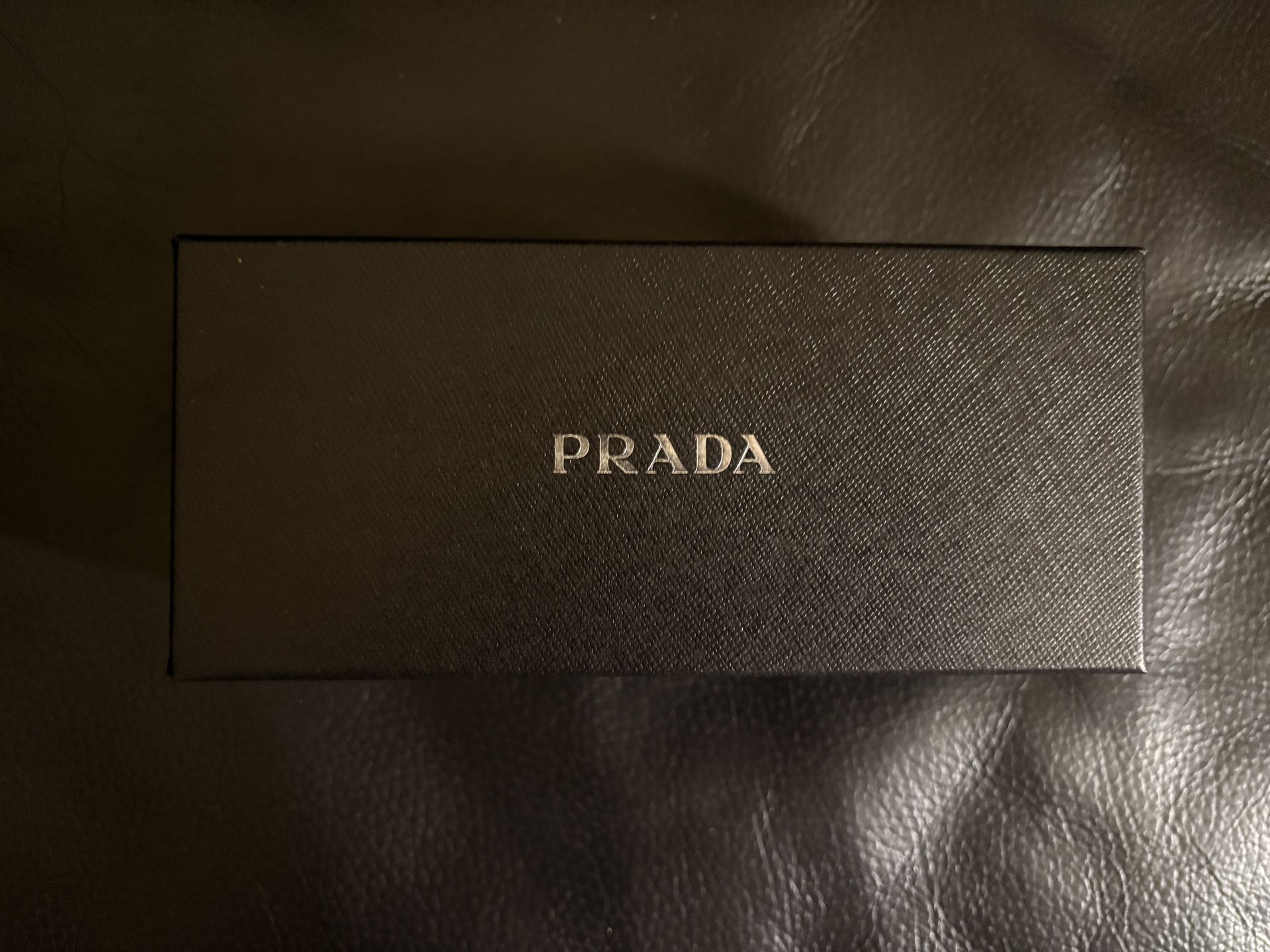 PRADA Gold Aviator Sunglasses πΆοΈ