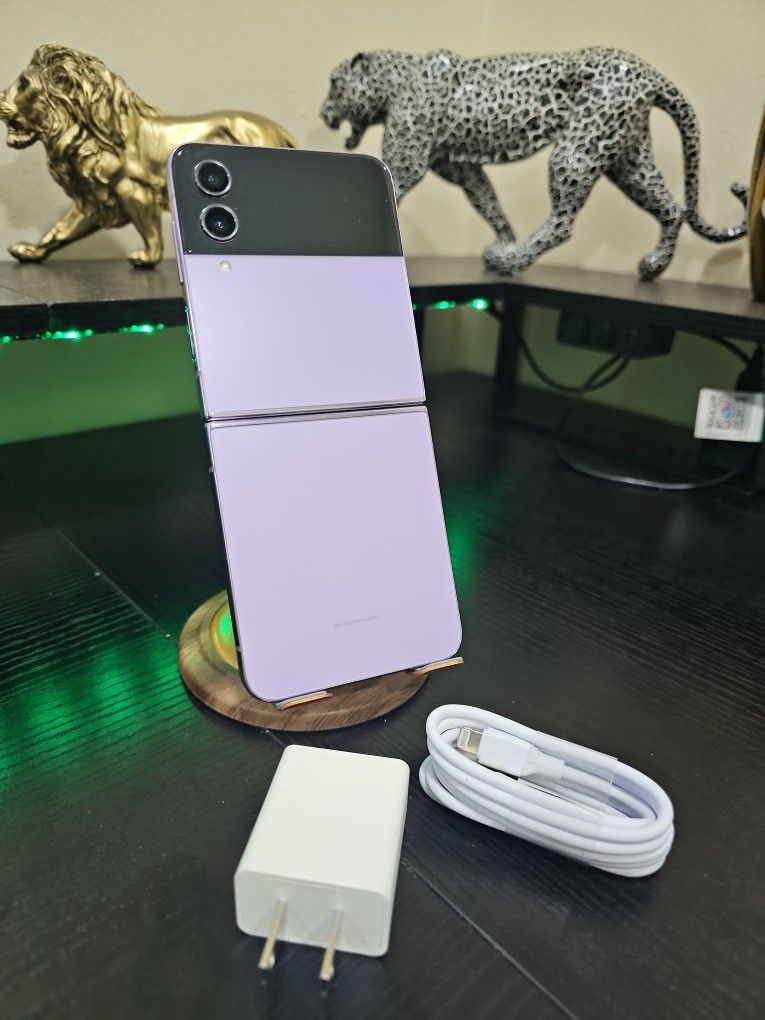 Unlocked Samsung Galaxy Zflip 4