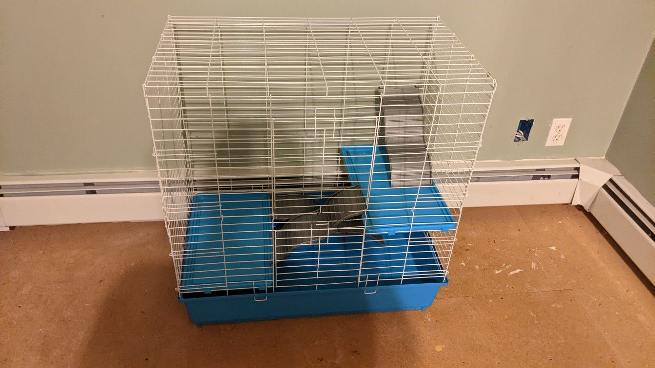 Deluxe Animal Cage