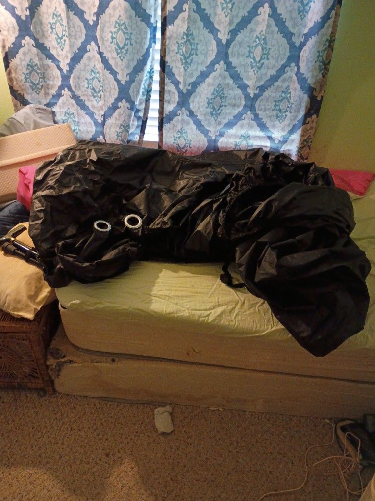 Motorcycle Cover For All Types Of Motorcycle With Adjustable Straps And Metal Oops To Use Lock Anti theft Purpose Like New 