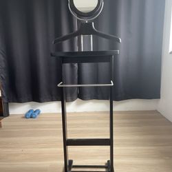 Individual Cloths RACK