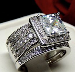 New 18 k white gold wedding ring set engagement ring