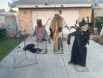 Halloween ๐ decorations
