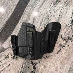 IWB HOLSTER FOR P80 PF940C COMPACT PISTOL