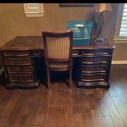 Desk   385.00