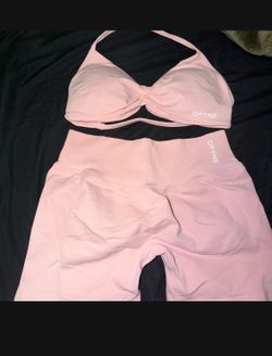 Dfyne workout set