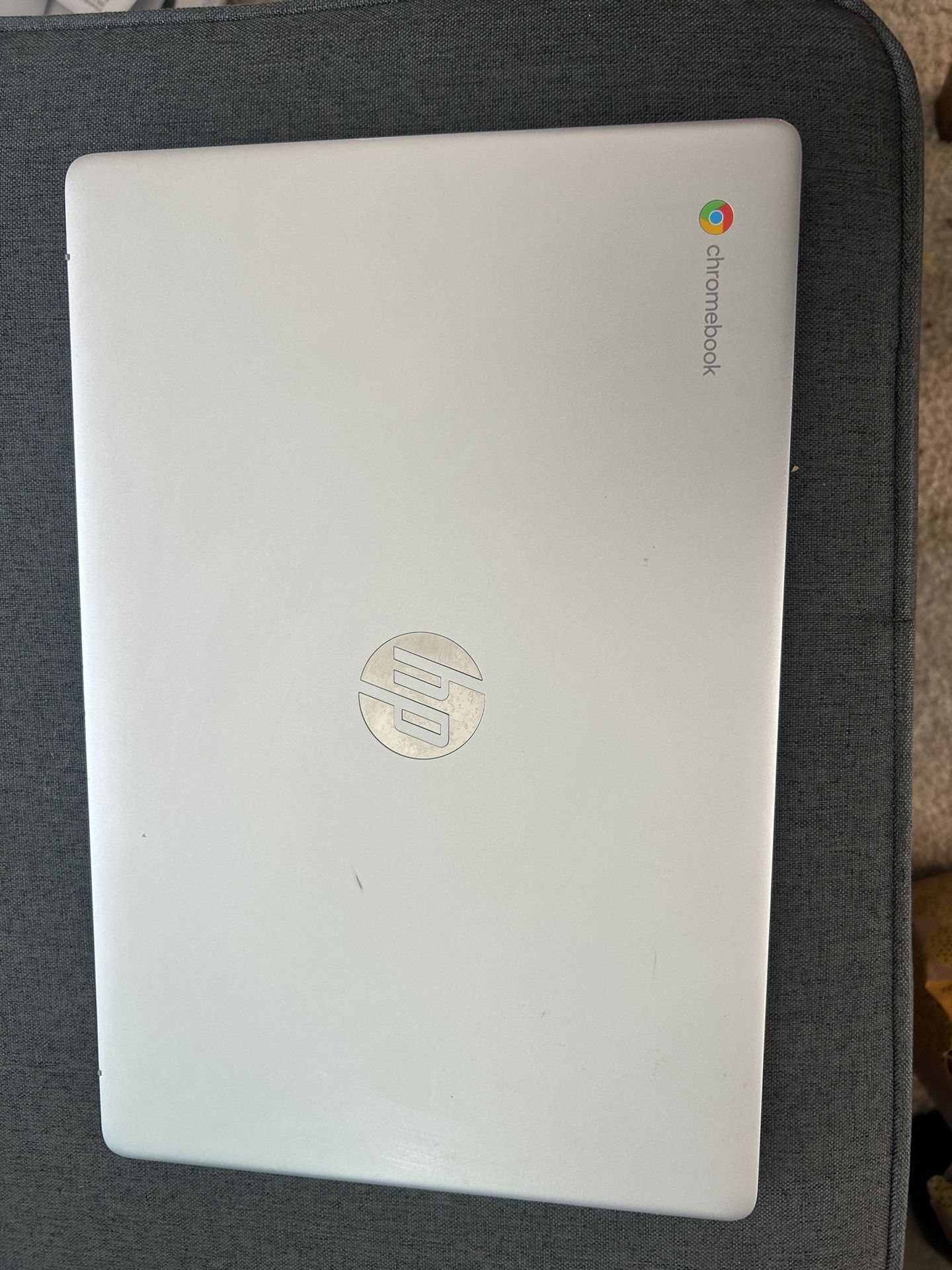 Google HP Chromebook - Great Condition