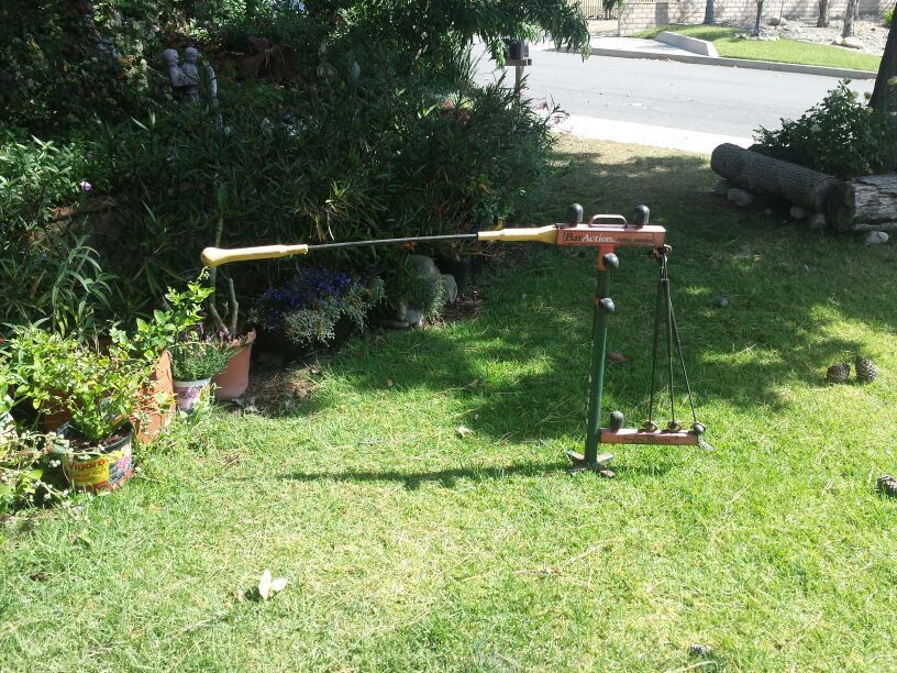 Nedco Sports Bat action hitting machine