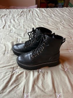 Lace-up Combat Boots Size 6