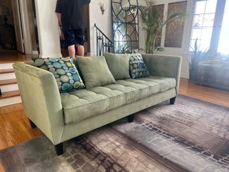 Green Tufted Sofa!